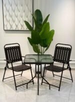 طقم قعدة حديد طاولة مع كرسيين